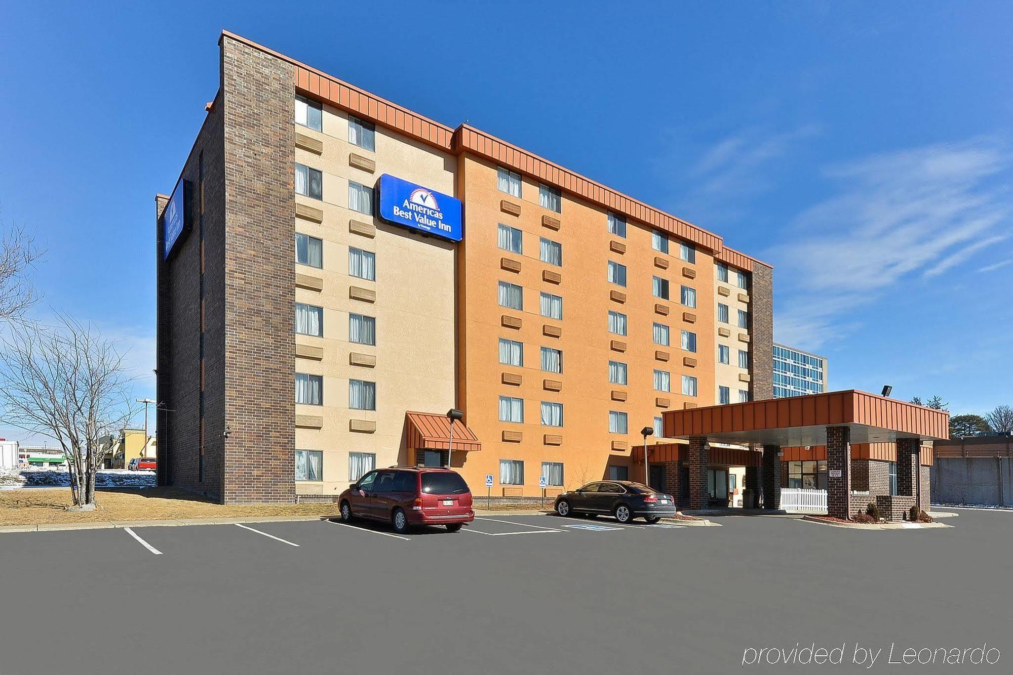 Americas Best Value Inn - โอมาฮา ภายนอก รูปภาพ